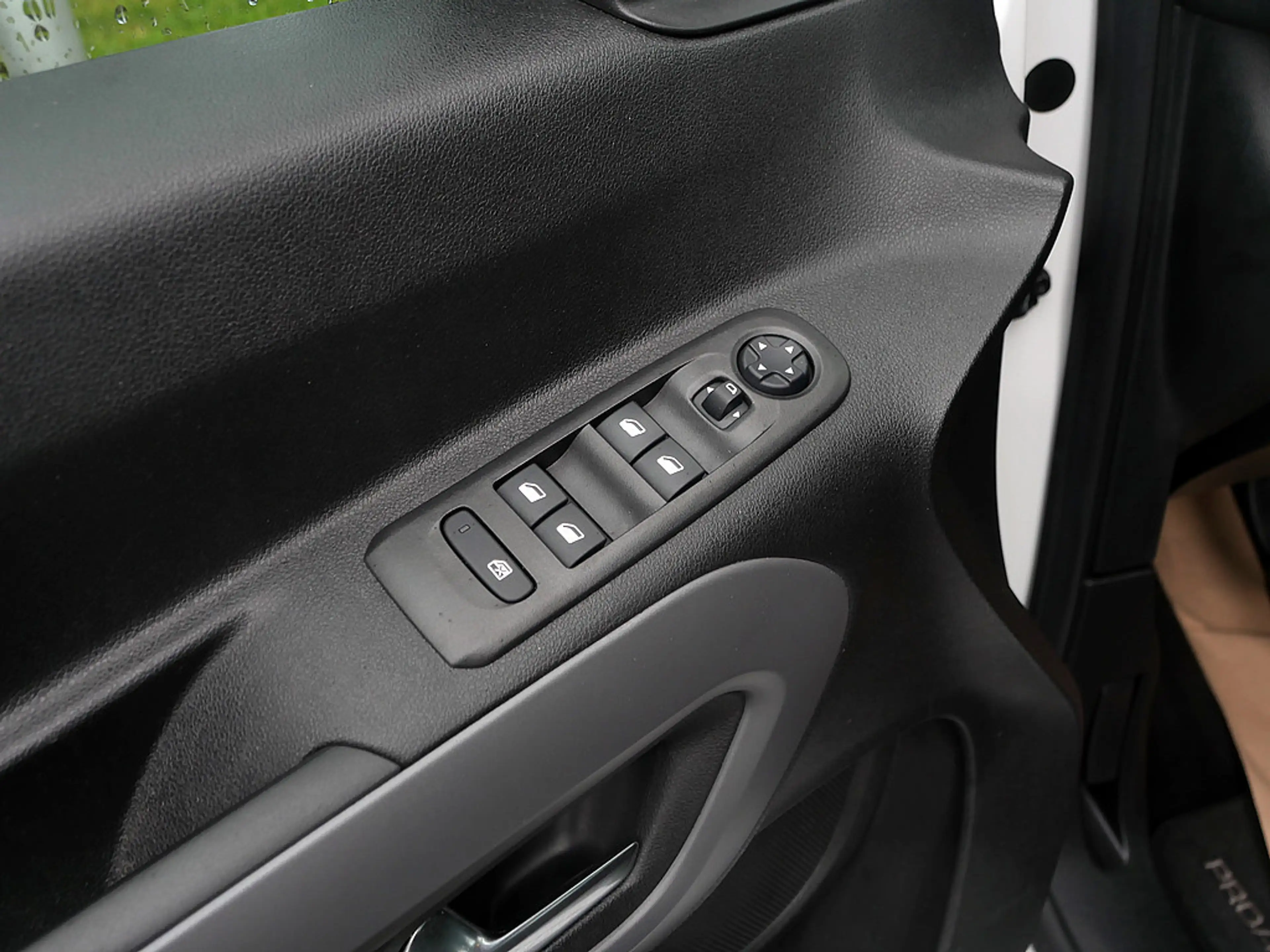 Toyota Proace City Verso 1.5 D-4D KLIMA PDC SHZ NAVI — photo 12