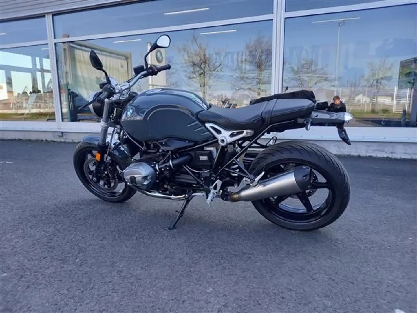 BMW R nineT Pure Grey - 2