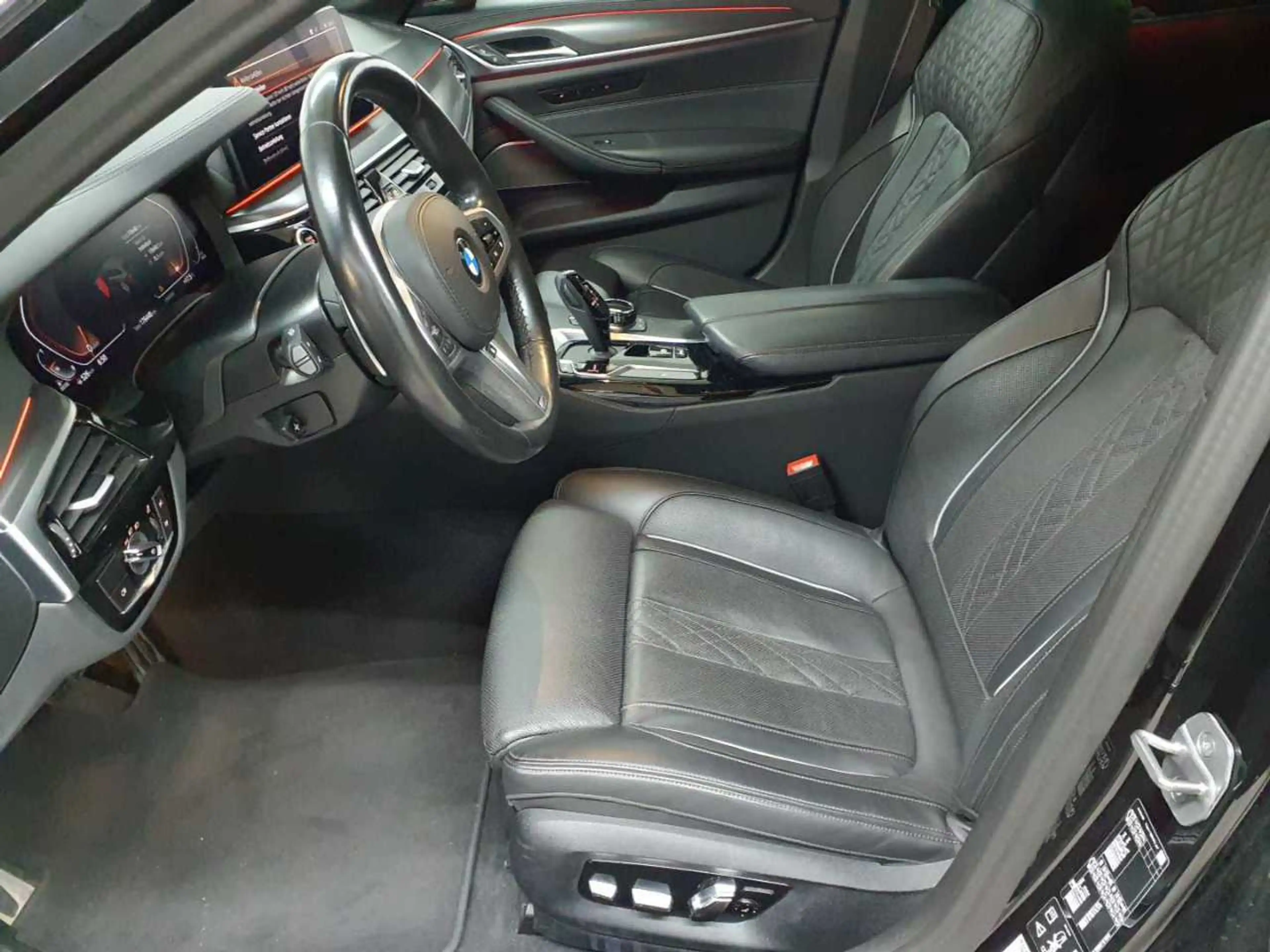 BMW 540 540d xDrive Touring Aut. M Sport Pro Leder — photo 8
