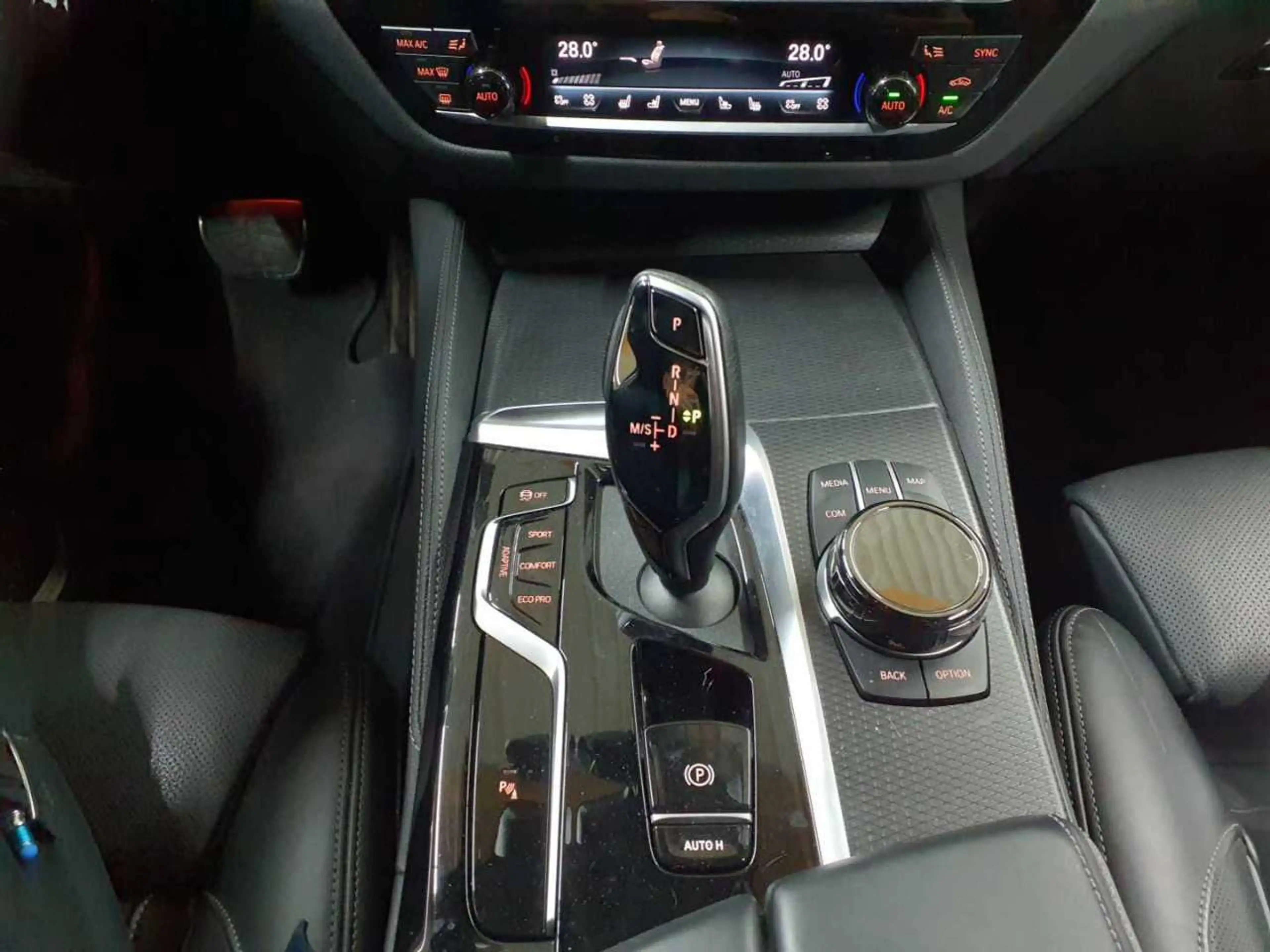 BMW 540 540d xDrive Touring Aut. M Sport Pro Leder — photo 10
