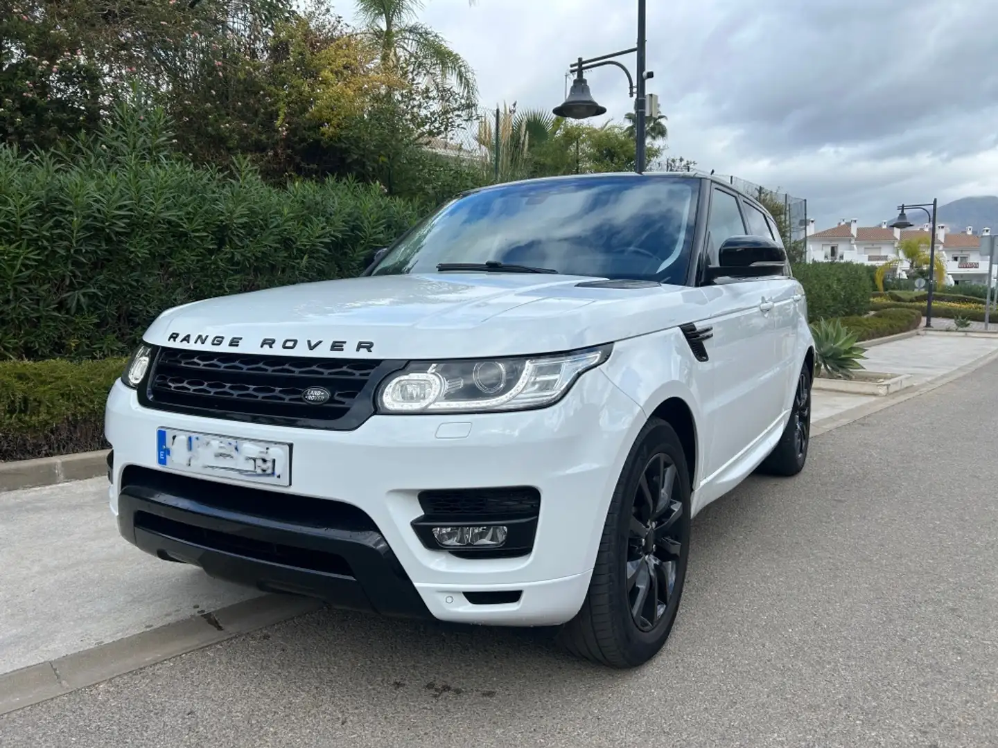 Land Rover Range Rover Sport 3.0TDV6 HSE Aut. Blanc - 2