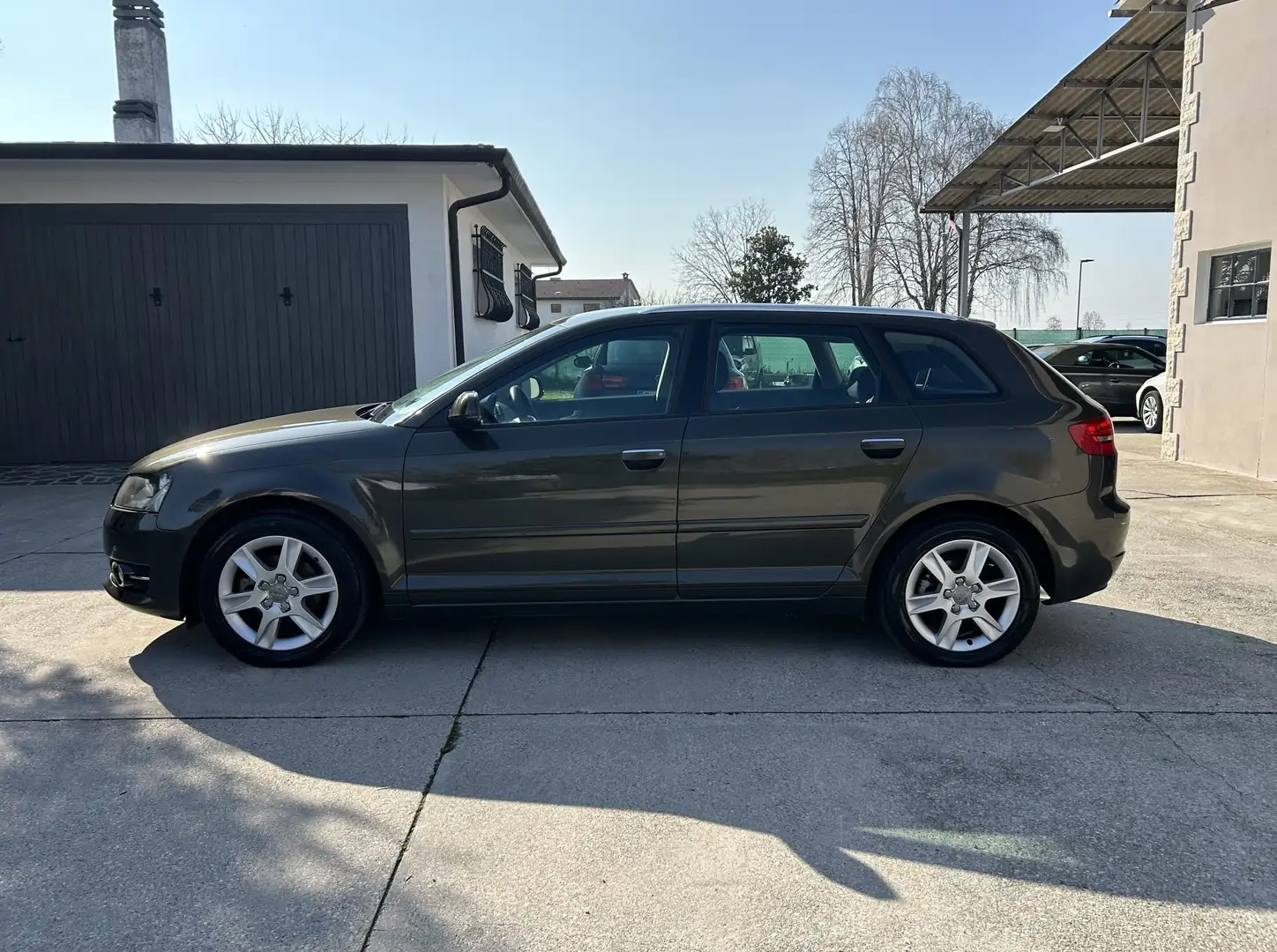 Audi A3 Sportback 1.6 tdi Ambiente 90cv Bellissima ! Braun - 2