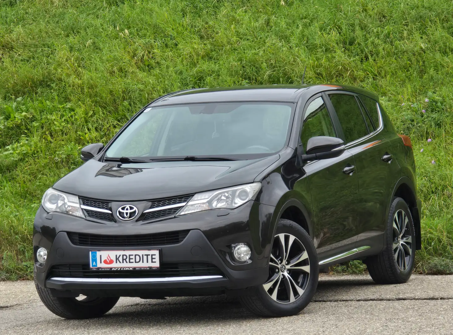Toyota RAV 4 2,0 D-4D City 4WD Top* Kredit* Navi*Rückfahrkam Braun - 1