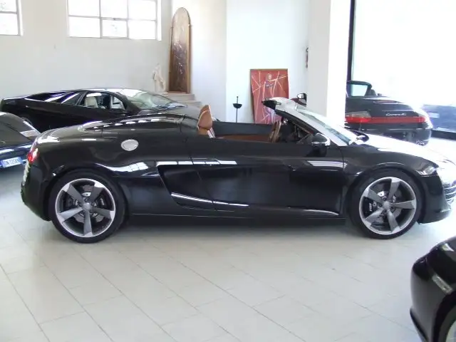 Audi R8 R8 Spyder 4.2 V8 quattro r-tronic