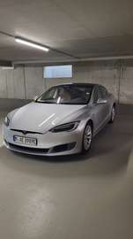 Model S 90D Allradantrieb Free Charching