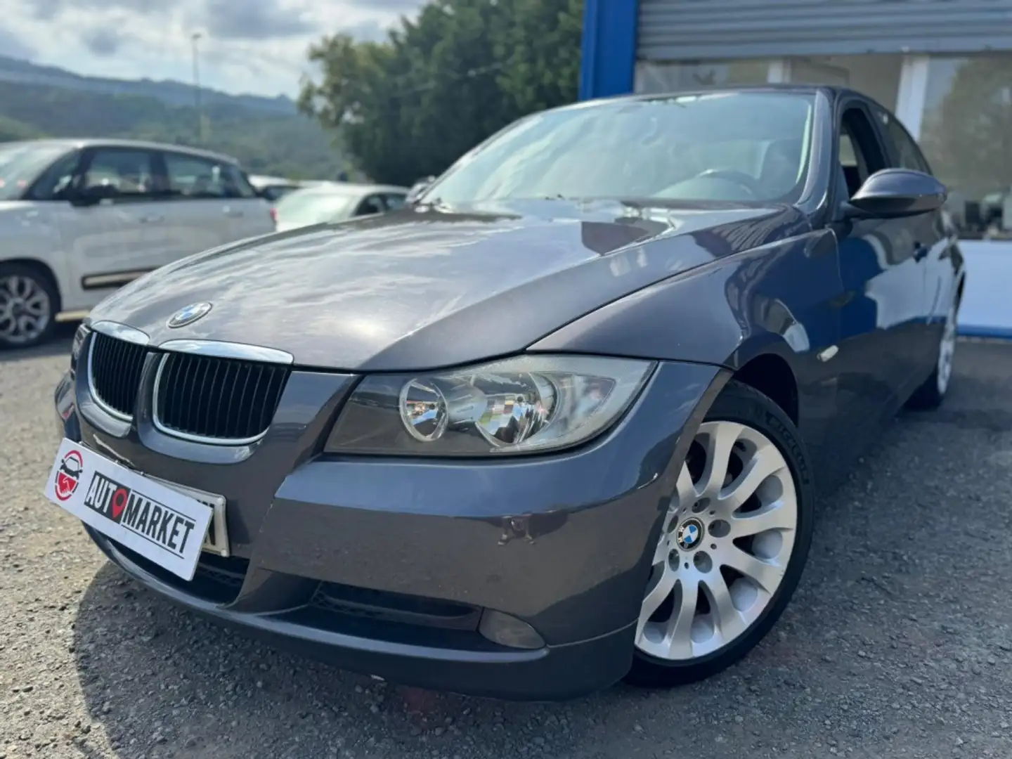 BMW 320 320d - 1