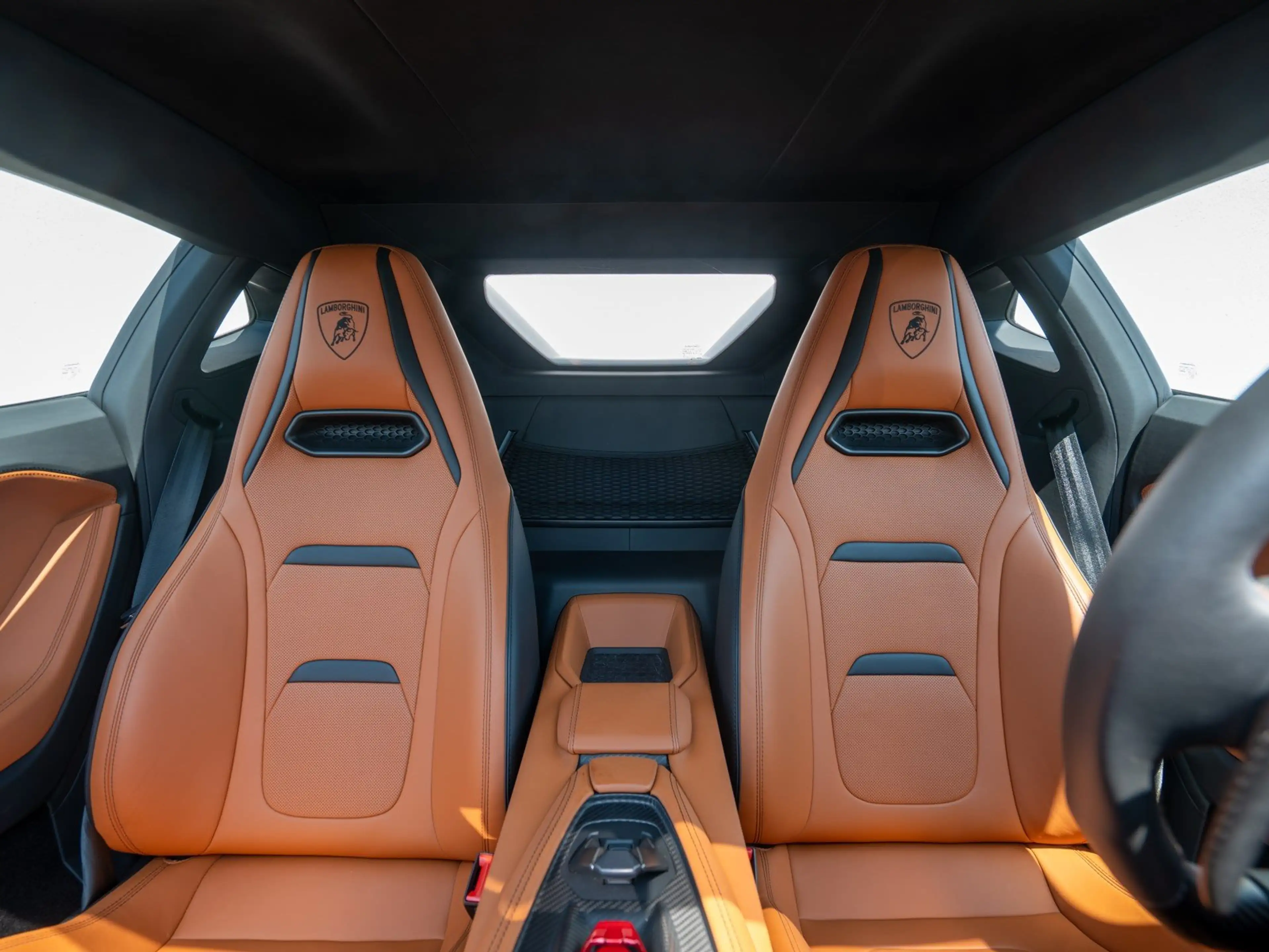 Lamborghini Temerario BLU MARINUS MATT FULL CARBON SONUS FABER LIFT CLAS — photo 11