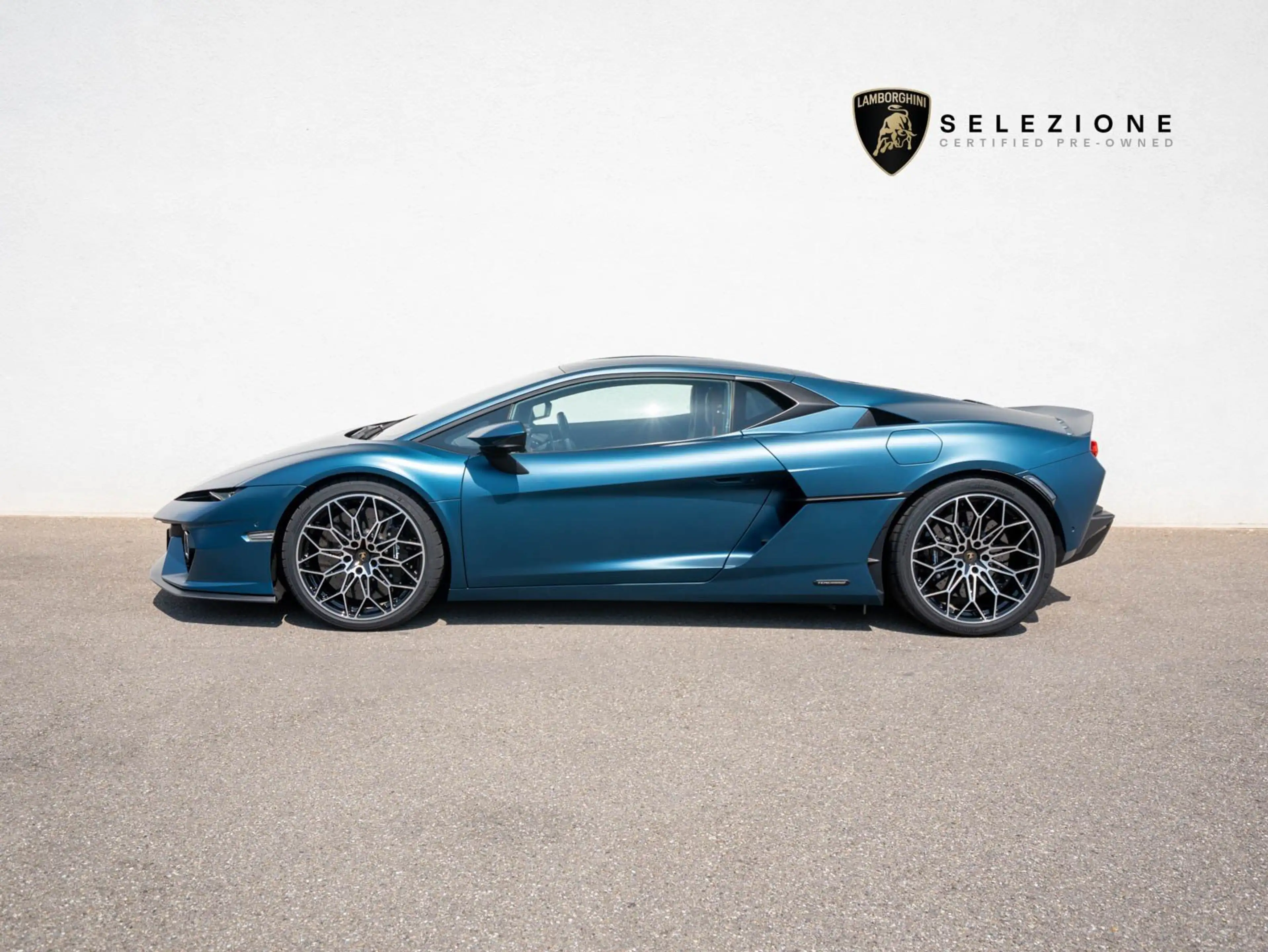Lamborghini Temerario BLU MARINUS MATT FULL CARBON SONUS FABER LIFT CLAS — photo 7