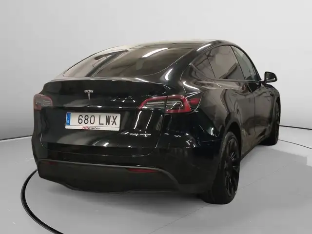 Tesla Model Y Gran Autonomia