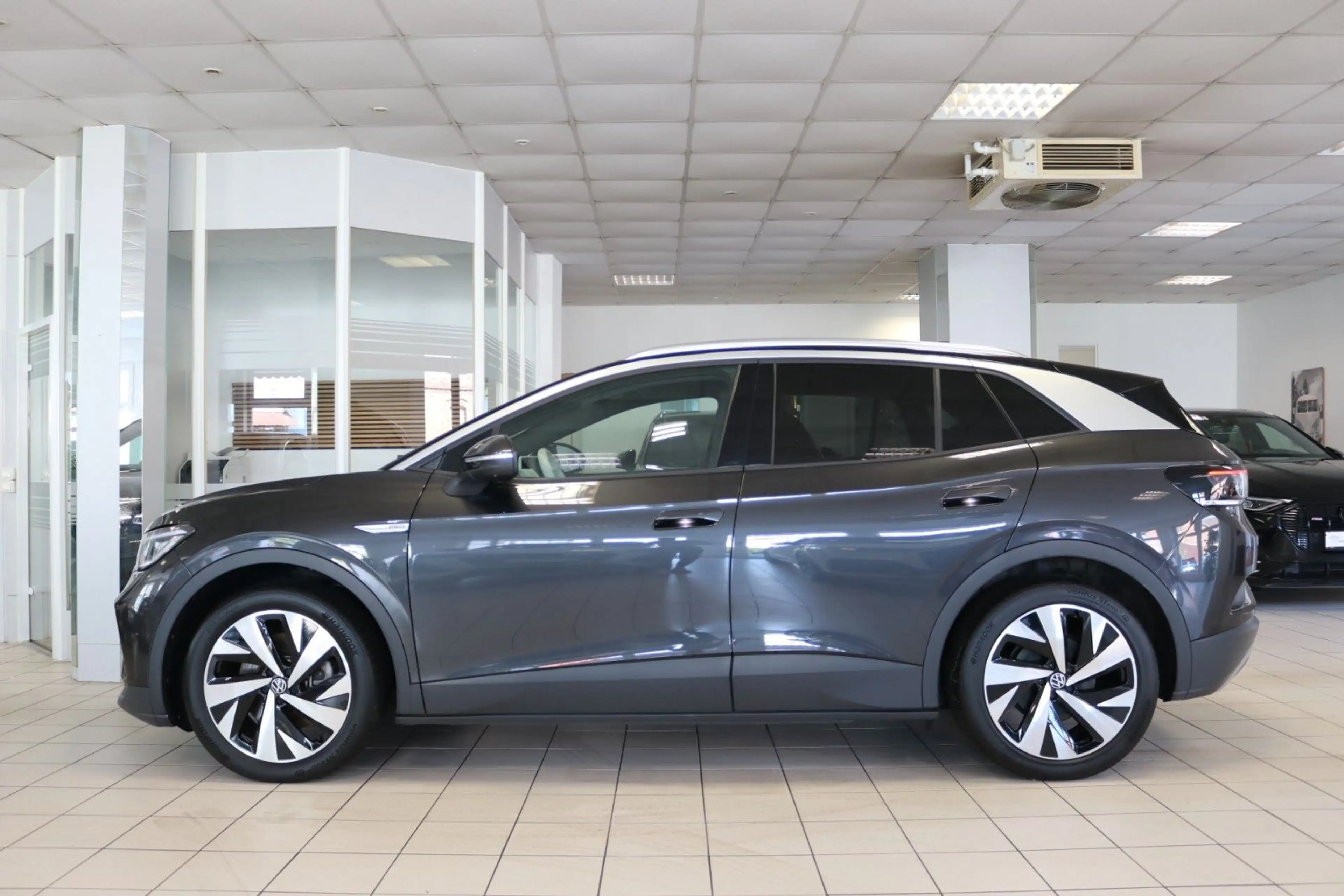 Volkswagen ID.4 Pro Performance WP HUD 360° Matrix Pano 94% — photo 11