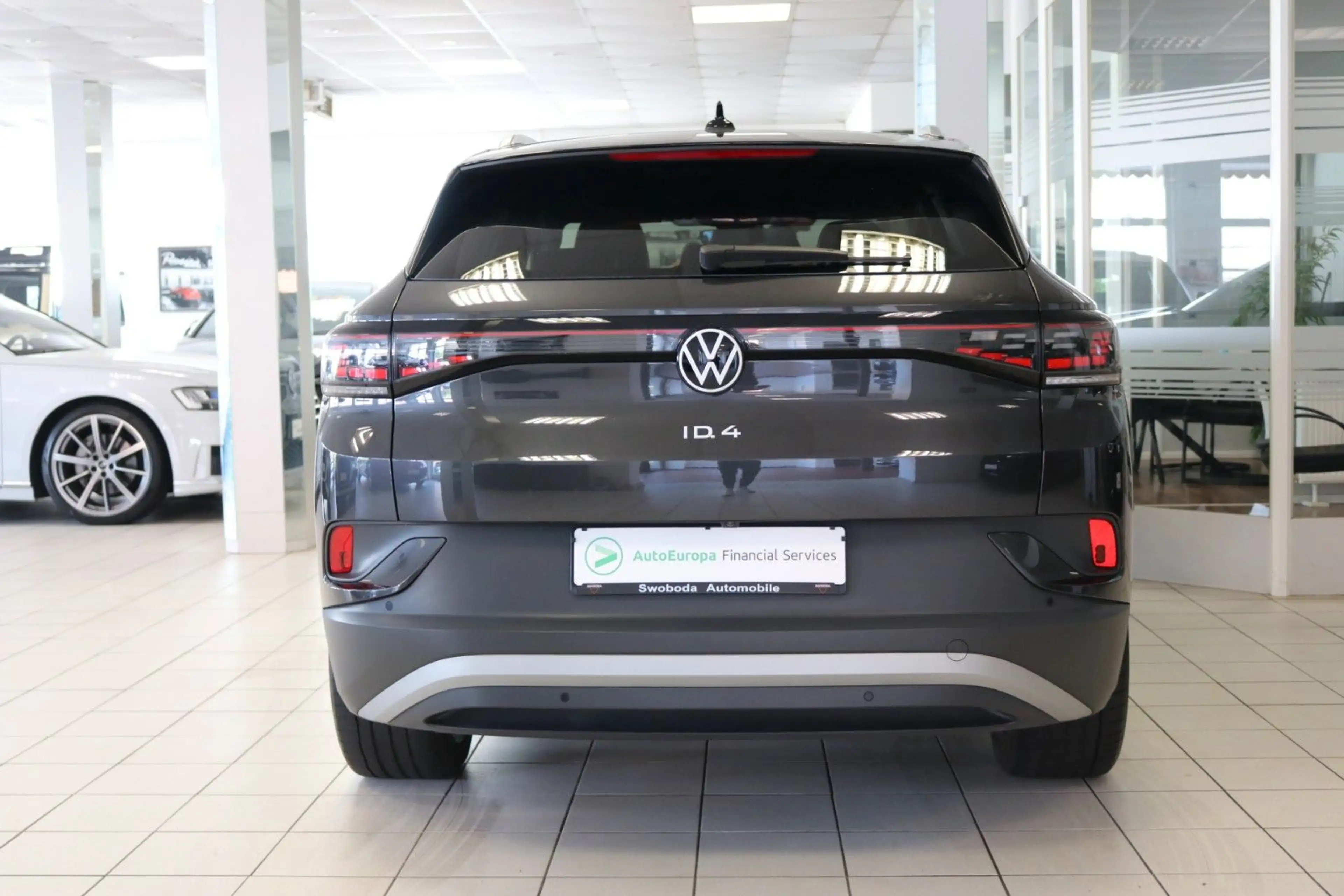 Volkswagen ID.4 Pro Performance WP HUD 360° Matrix Pano 94% — photo 6