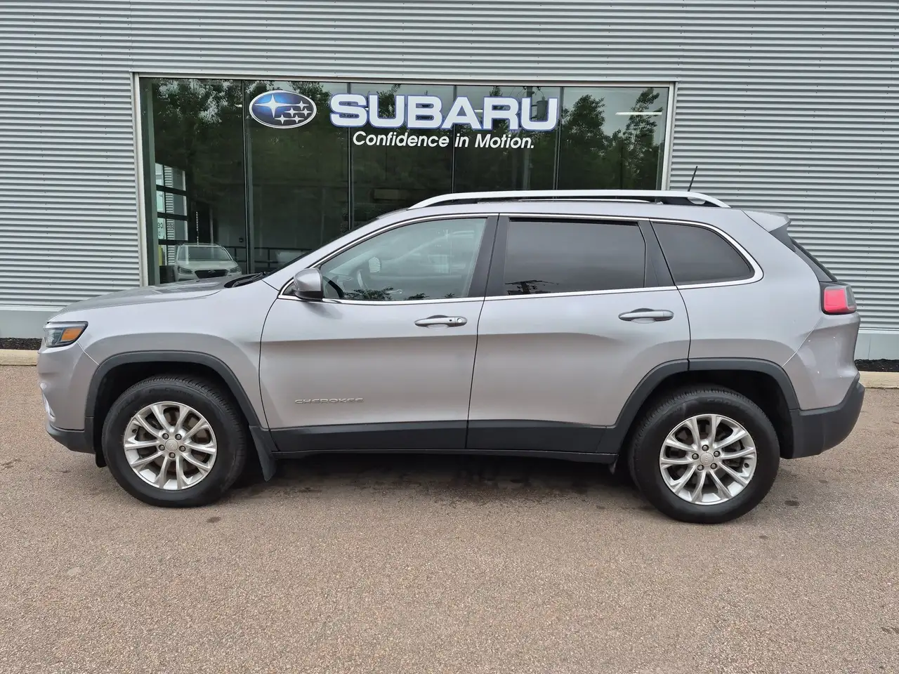 Jeep Cherokee fotografie Jeep Cherokee