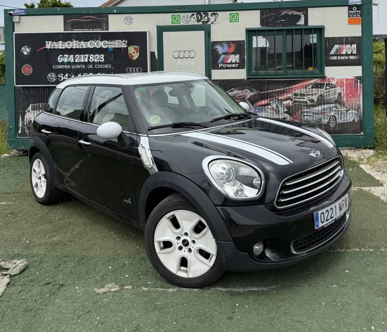 MINI Cooper Countryman D ALL4 Чёрный - 2