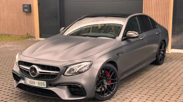 Mercedes-Benz E 63 AMG E 63S AMG 4-Matic EDITION 1