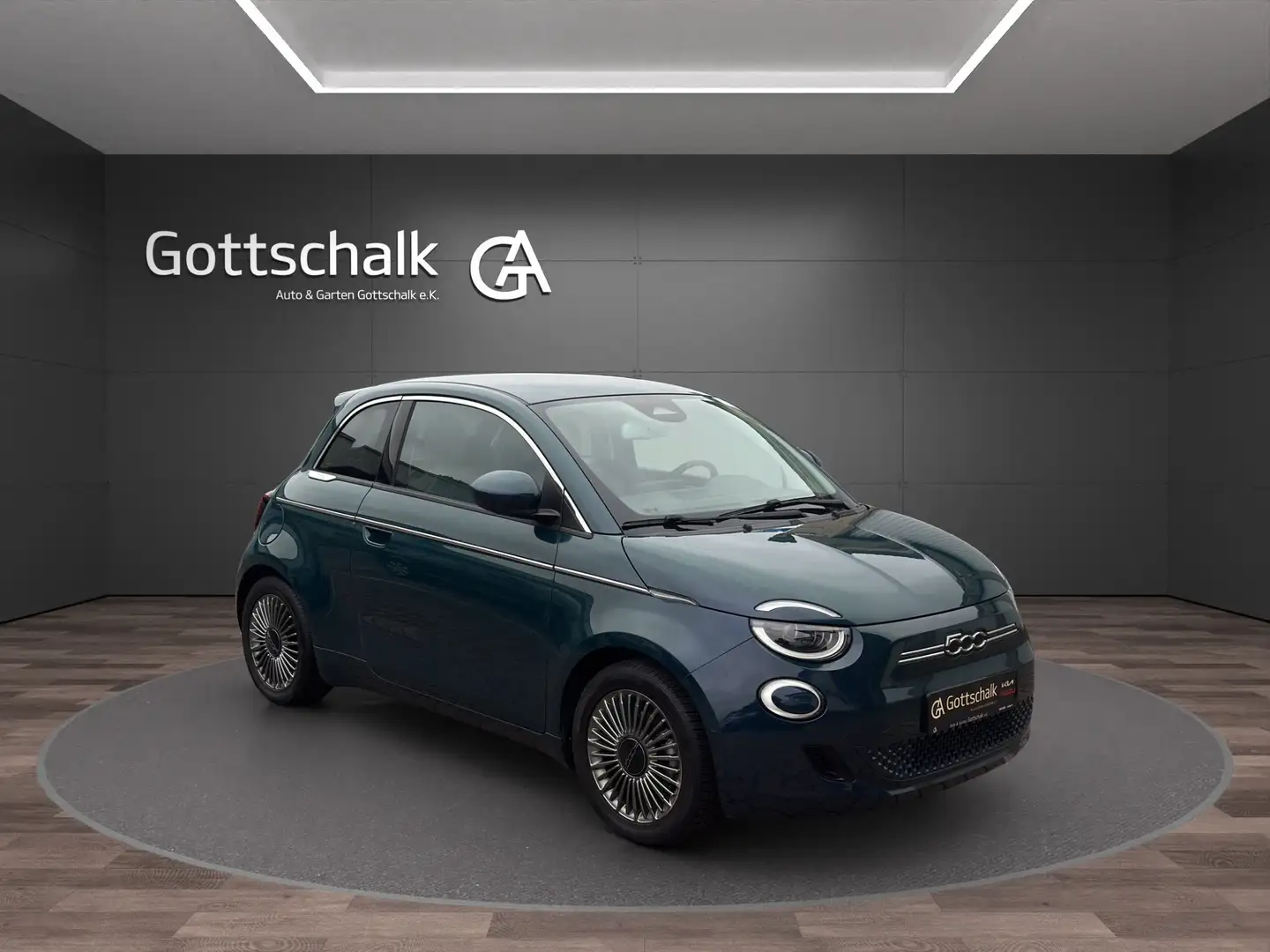 Fiat 500e 42 kWh Icon inkl Ganzjahresreifen Blau - 2
