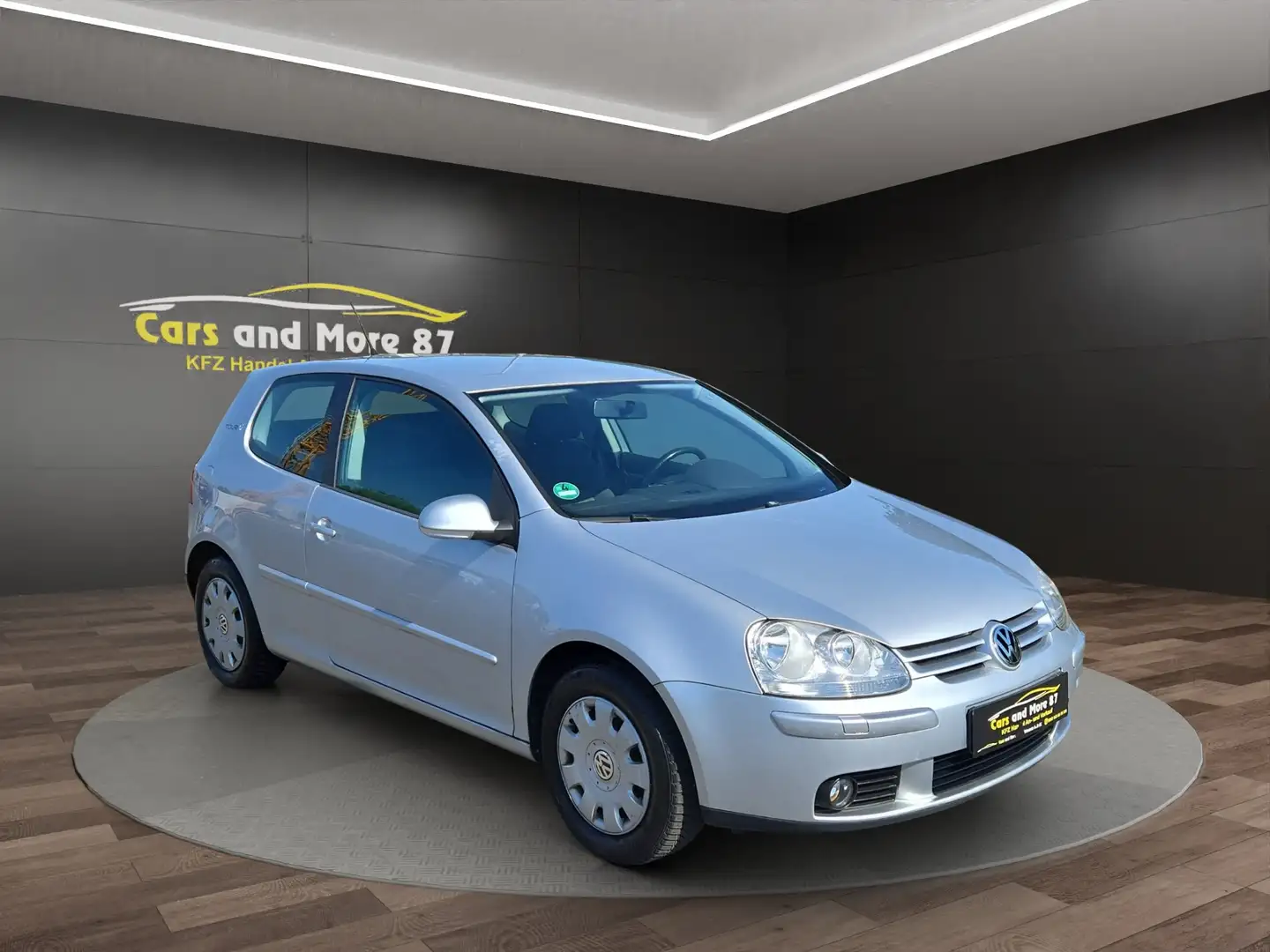 Volkswagen Golf Tour*HU/AU NEU*Tempomat*Sitzheizung*Klimaautomatik Plateado - 1