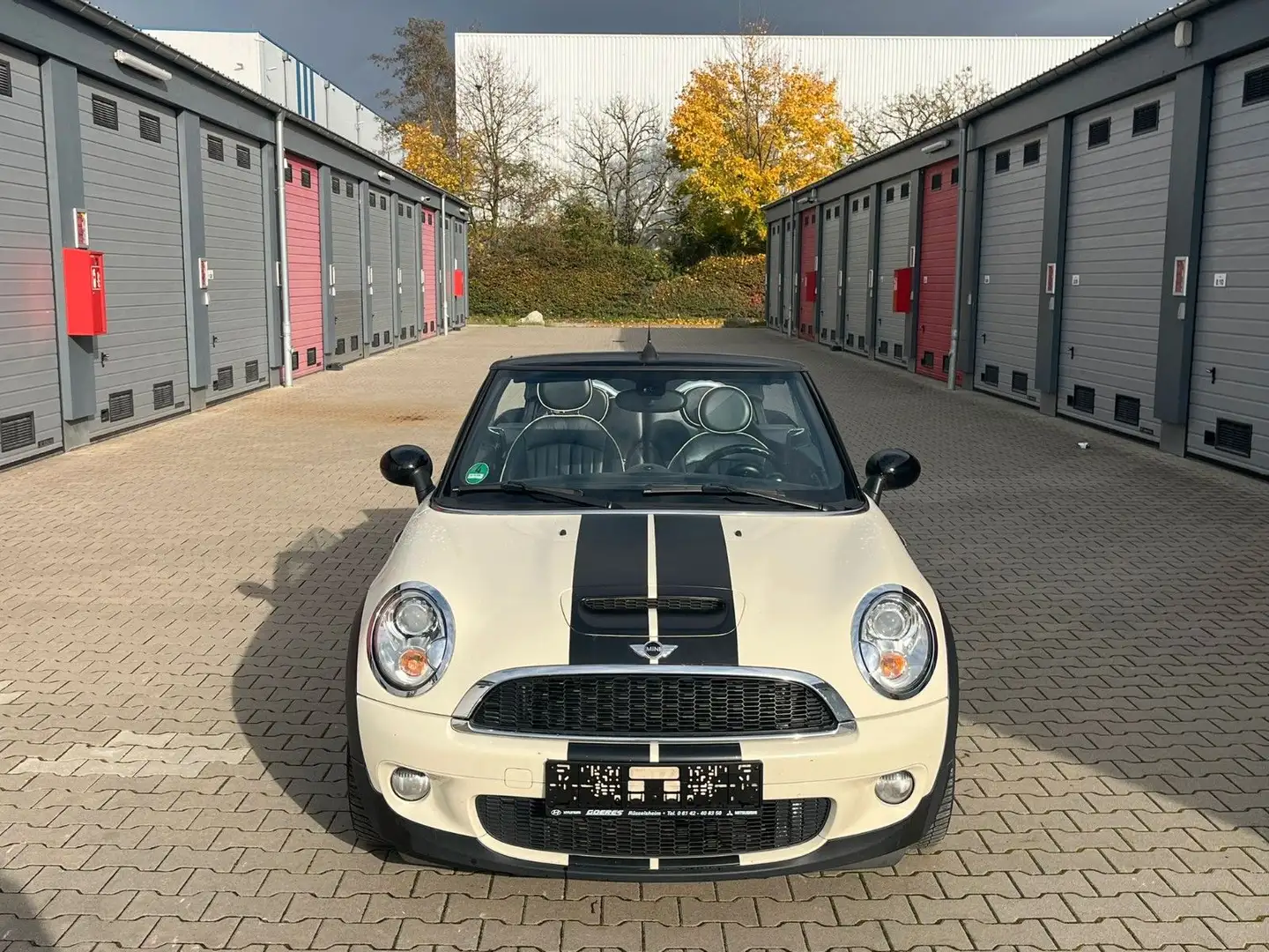 MINI Cooper S Cabrio Cooper S 1Hand 184ps Weiß - 1