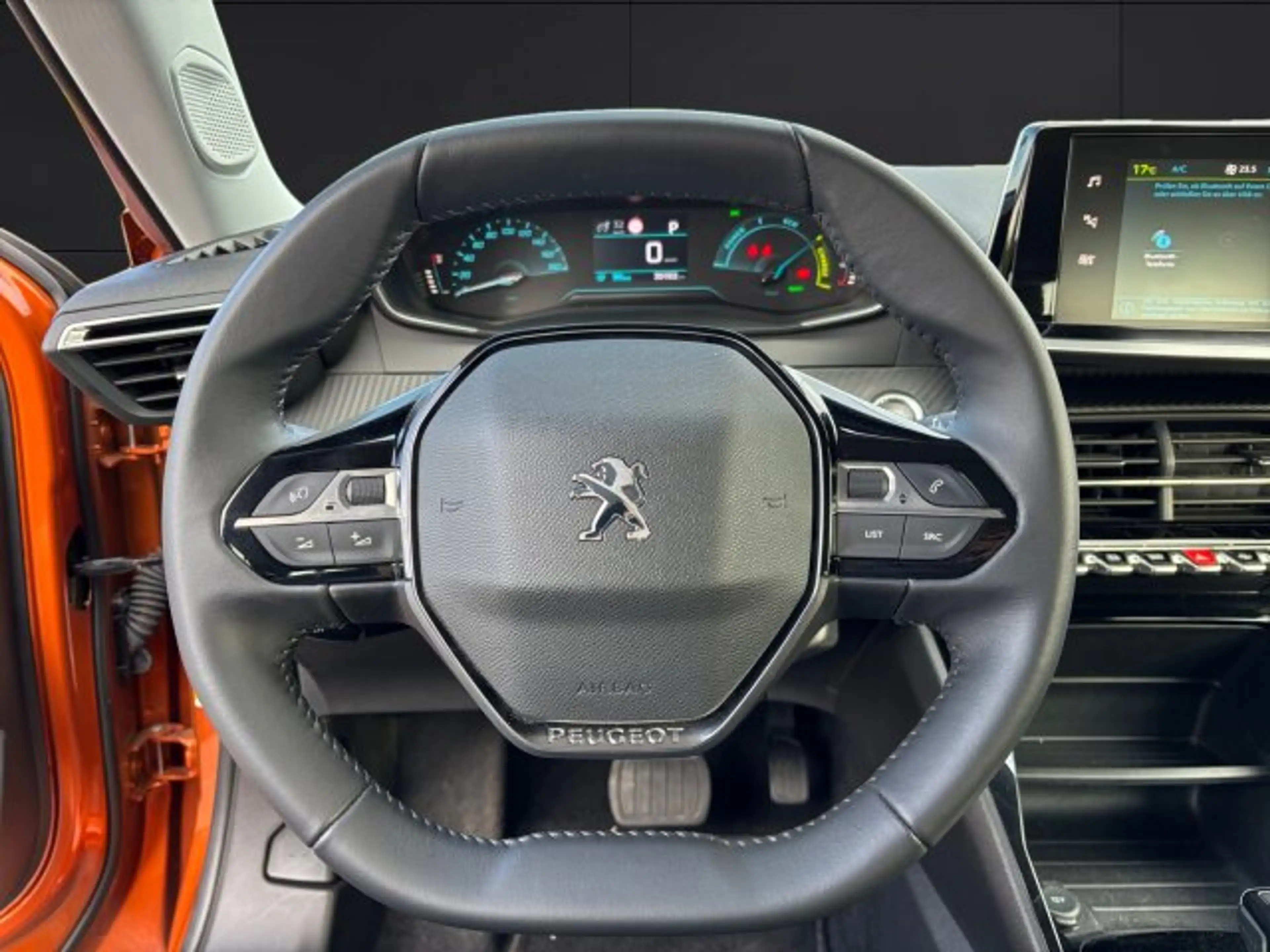 Peugeot e-2008 Active 136 +180°Kamera+Sitzheizung+LED+ — photo 10