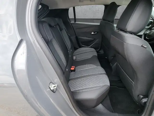 Peugeot 208 view 14