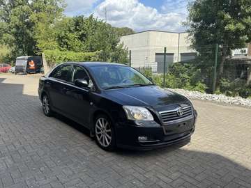 Avensis 1.8i VVT-i 16v Linea Luna