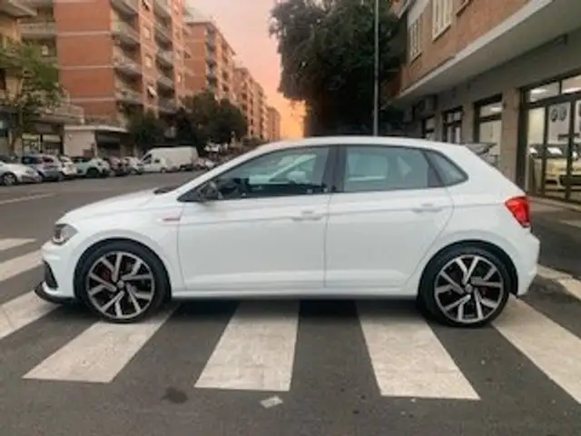 Volkswagen Polo GTI 5p 2.0 GTI 200cv GARANZIA 12M CERCHI 18 SPOILER