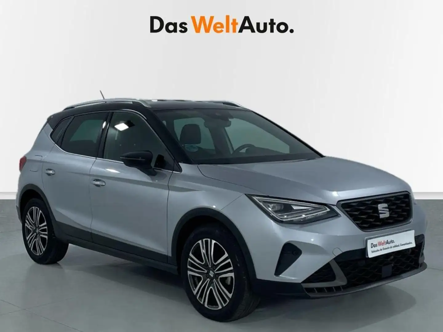 SEAT Arona 1.0 TSI S&S FR XM 110 Zilver - 1