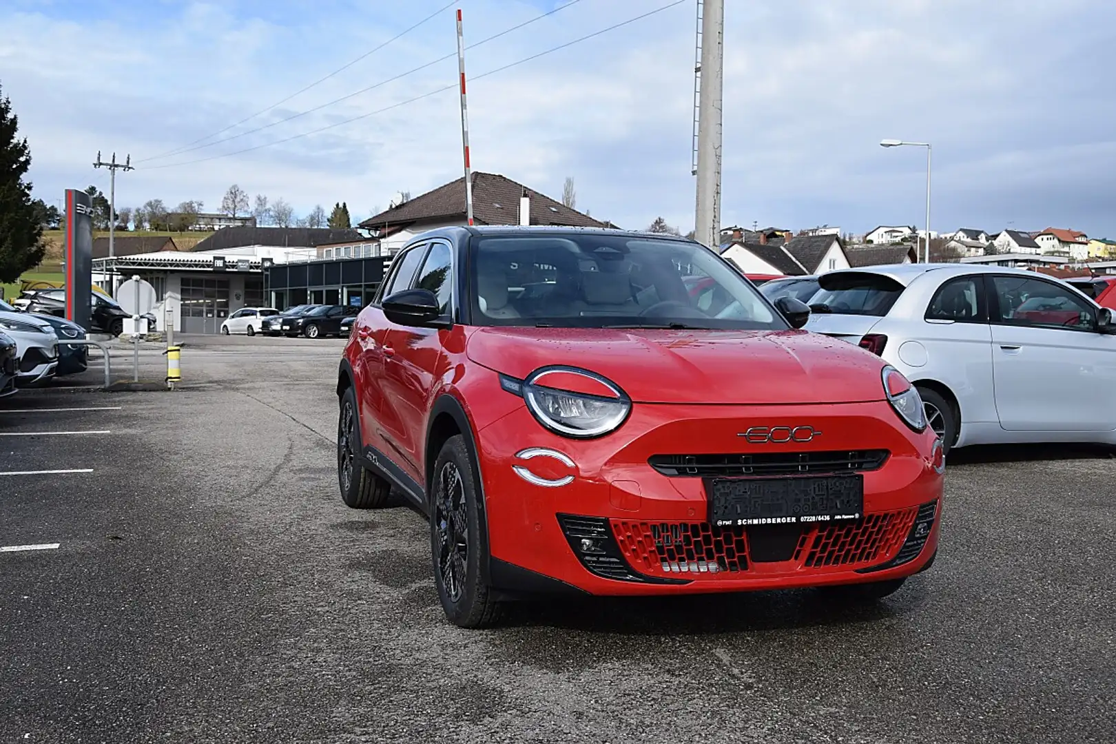 Fiat 600 Hybrid mHEV 110 6-Gang eDCT La Prima Rot - 2