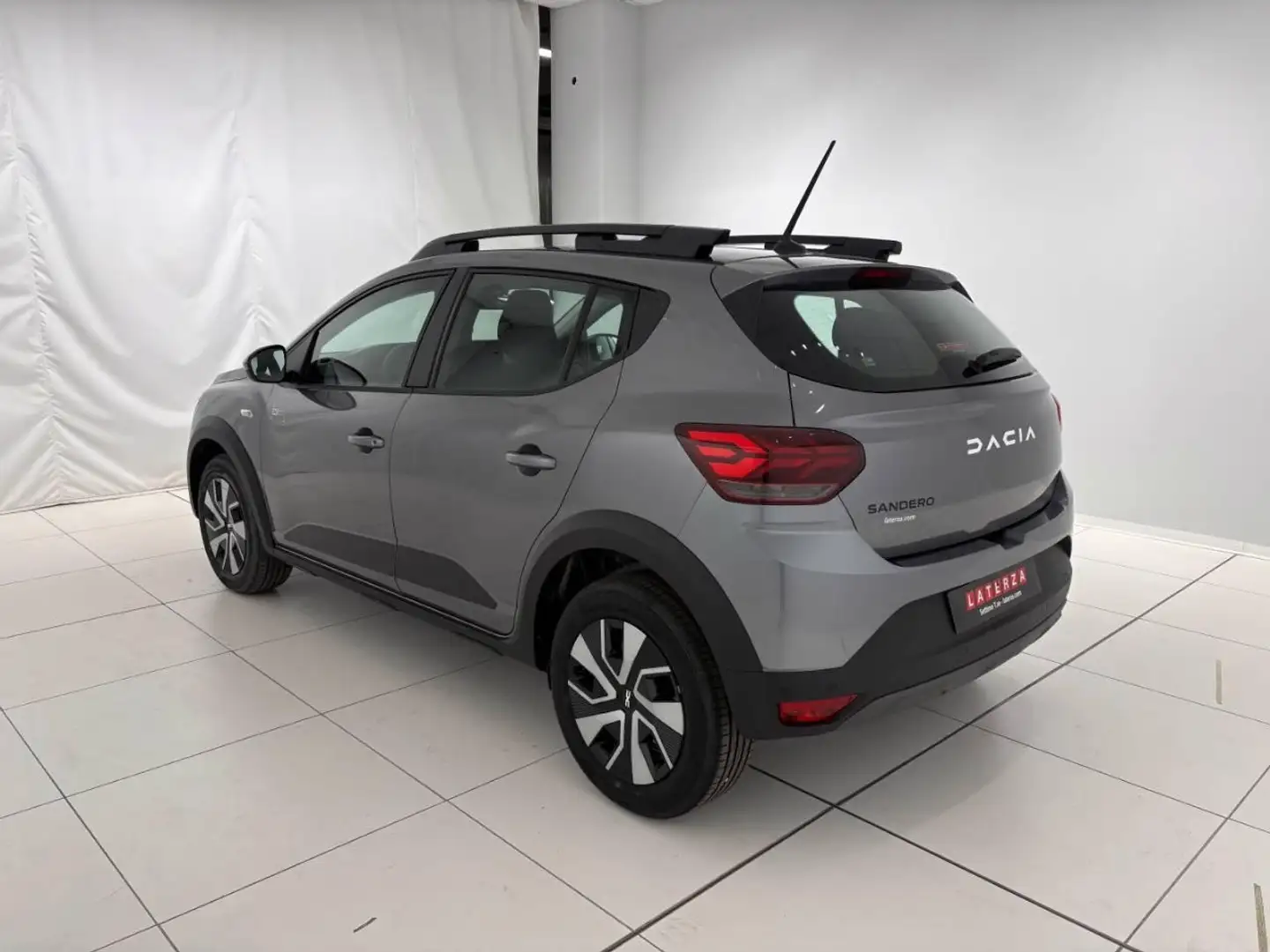 Dacia Sandero Stepway 1.0 tce ECO-G Expression Grau - 2
