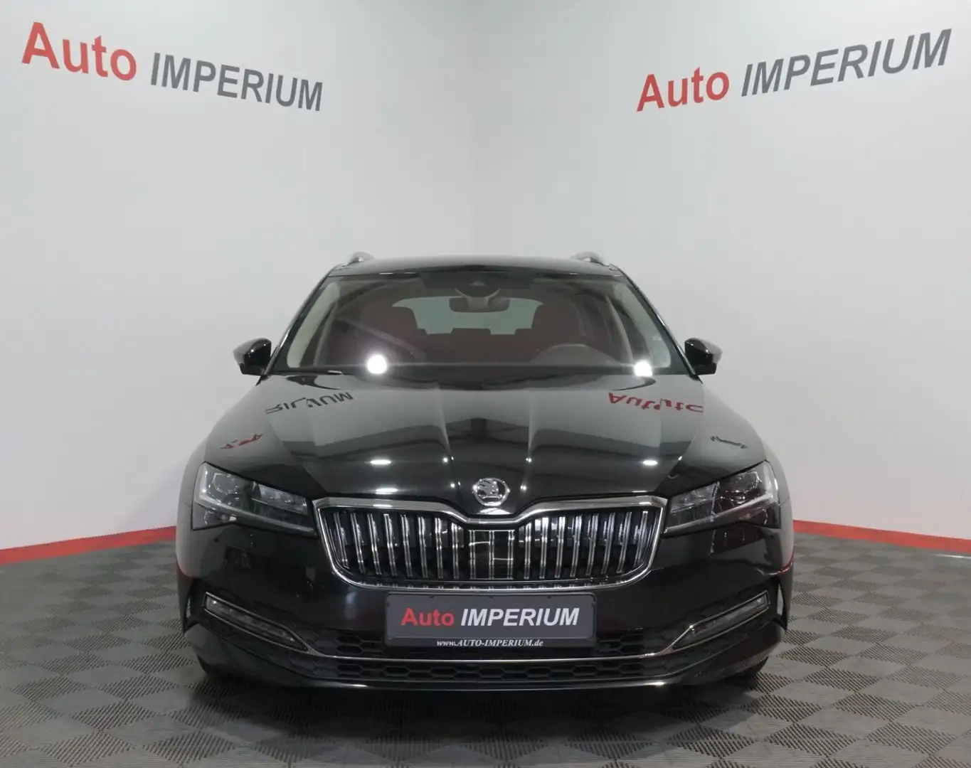 Skoda Superb Combi Premium Edition 4x4 2.0 TDI *RFK* Schwarz - 2