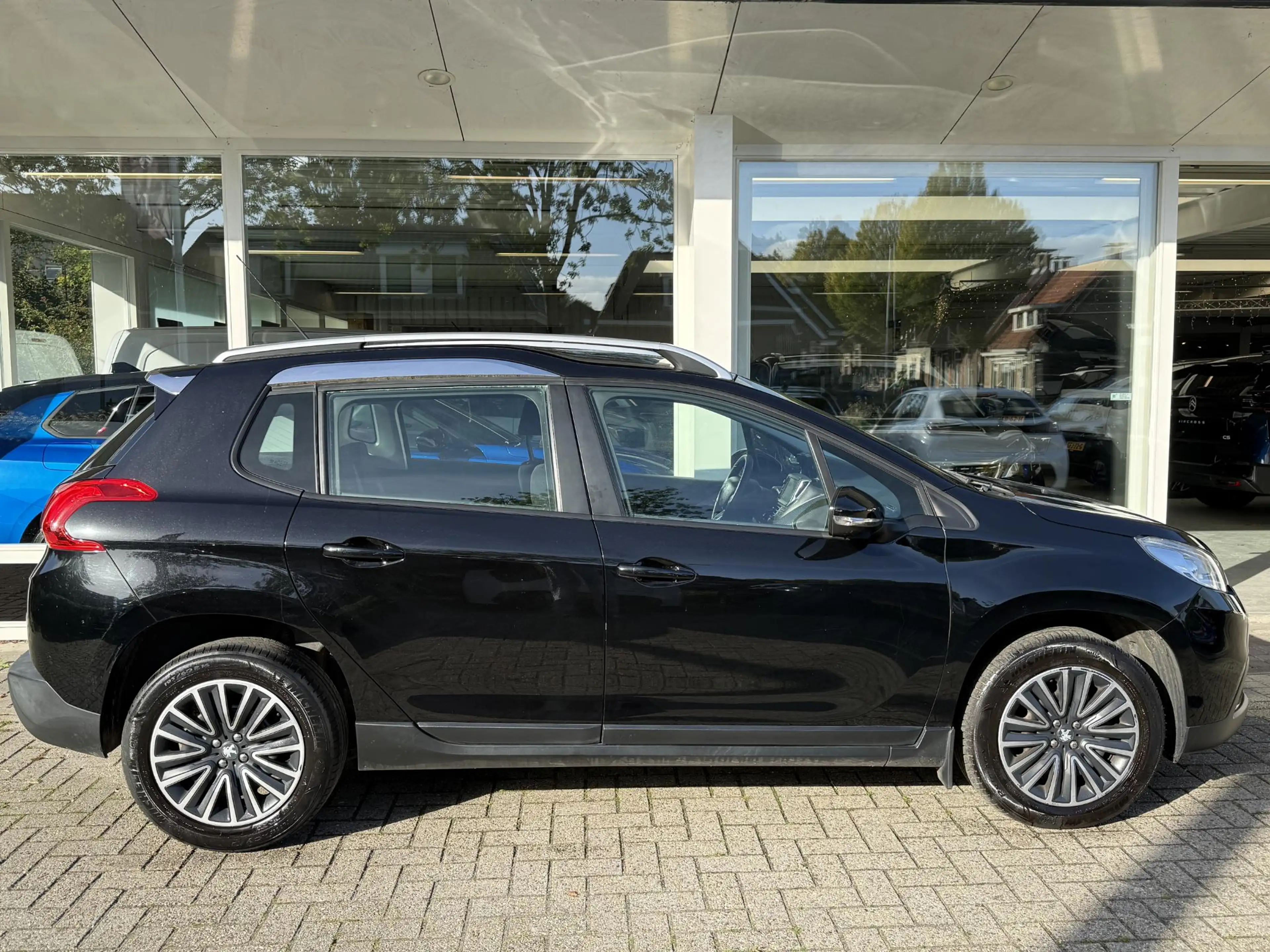 Peugeot 2008 1.6 VTi Active | Electronic climate controle | Cru — photo 3