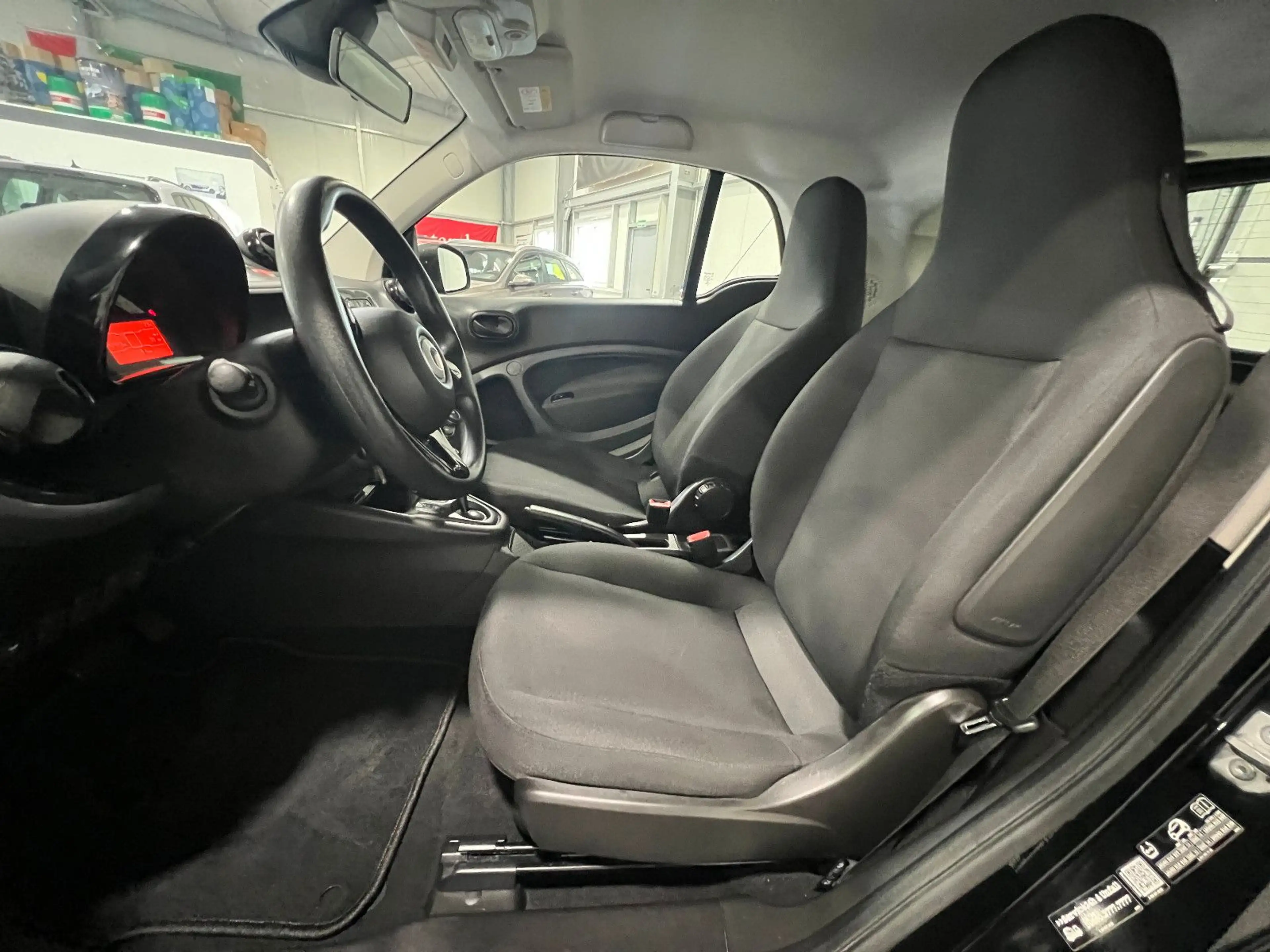 smart forTwo Coupe EQ Automatik **Klima*BT*Temp** — photo 13