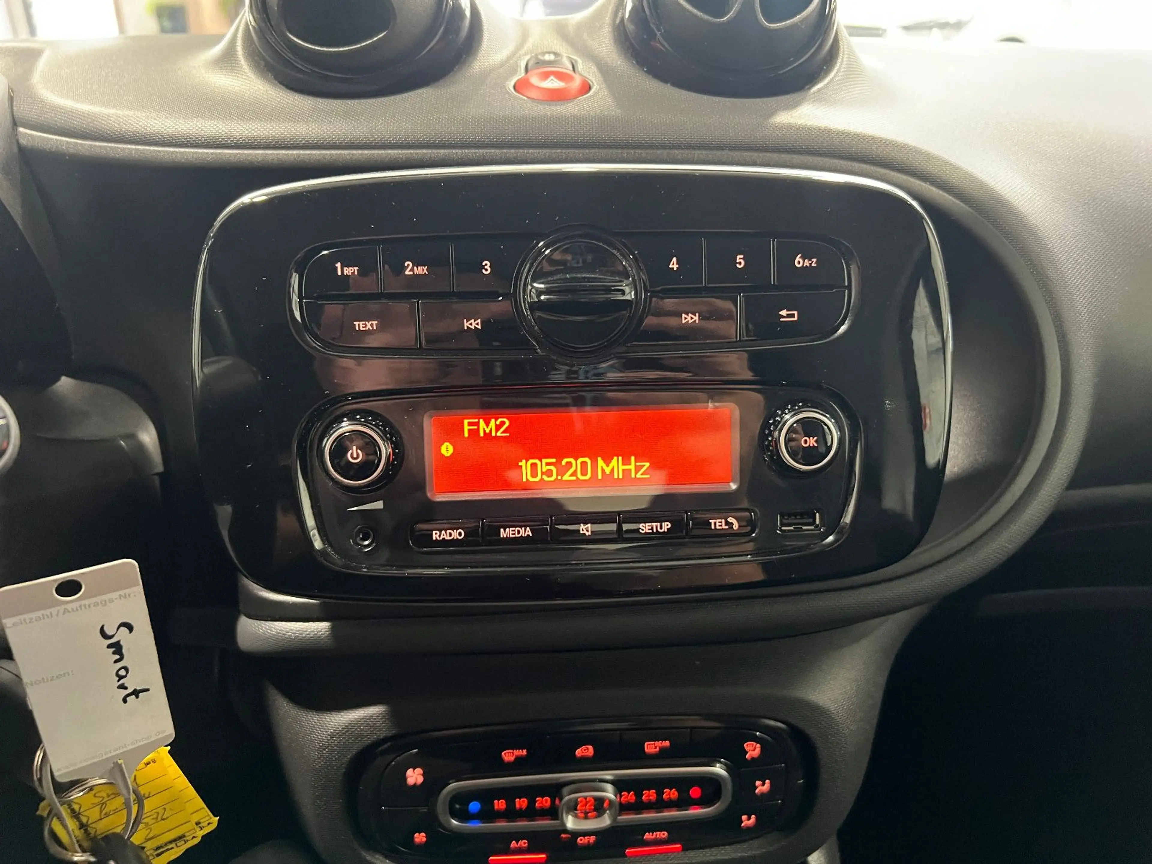 smart forTwo Coupe EQ Automatik **Klima*BT*Temp** — photo 12