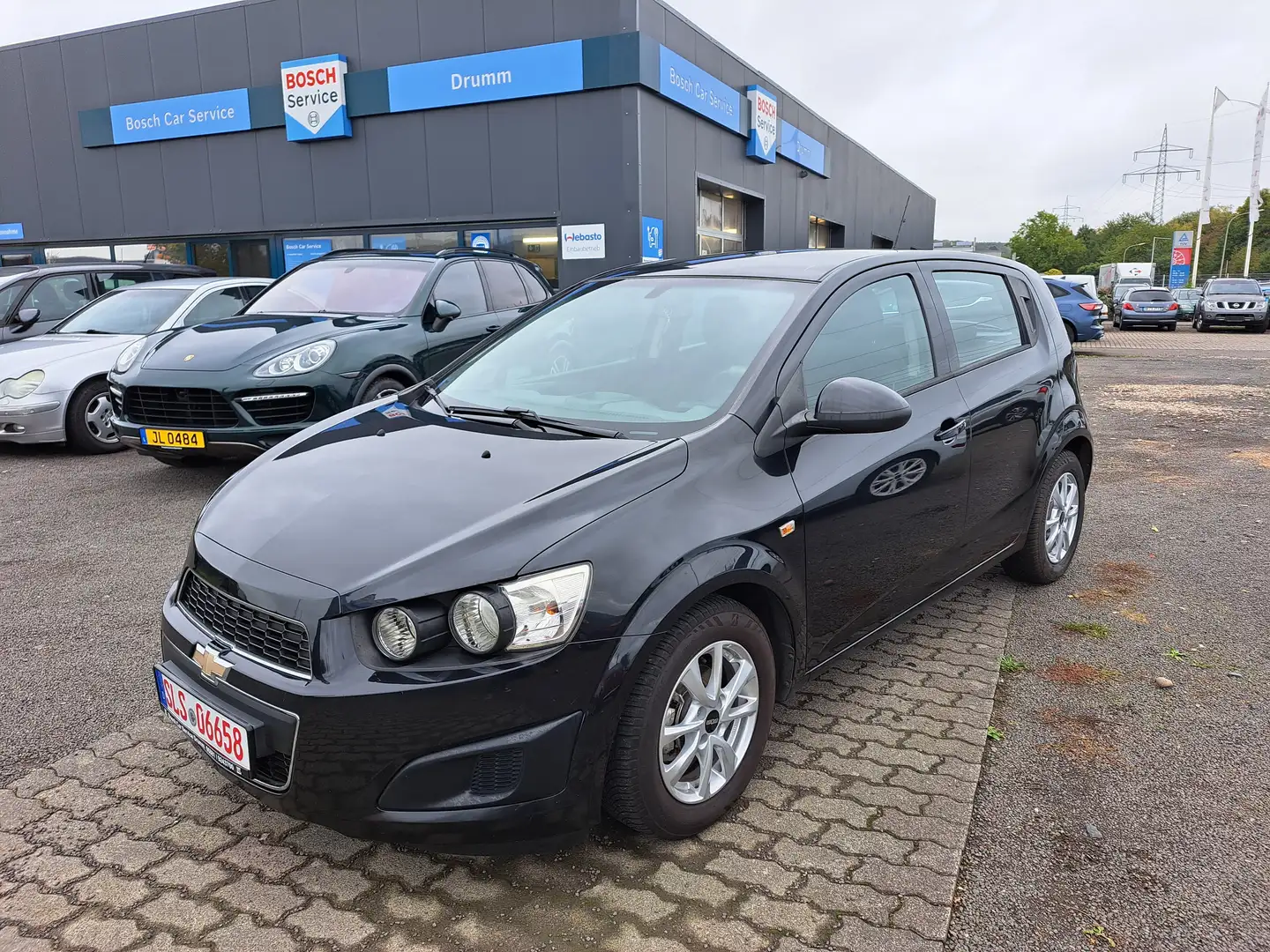 Chevrolet Aveo LT Schwarz - 2