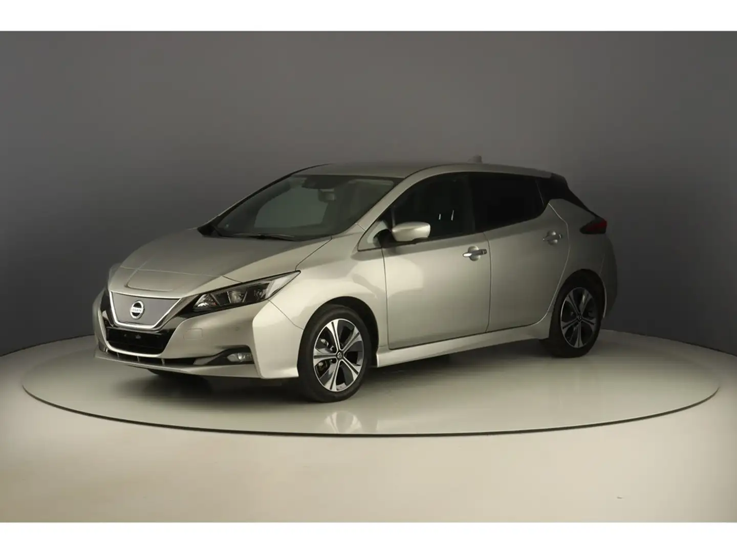 Nissan Leaf 40kWh 150pk N-Connecta Zilver - 1