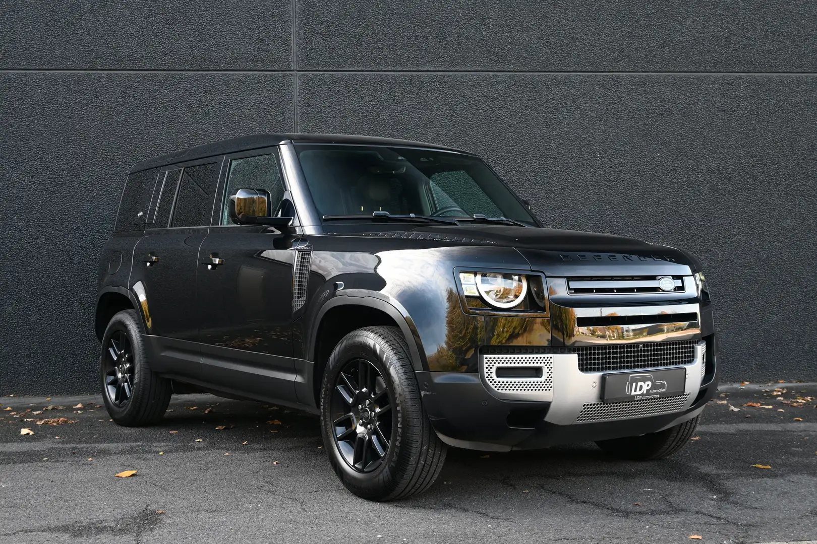 Land Rover Defender Defender 110 D250 S BLACK PACK Noir - 2