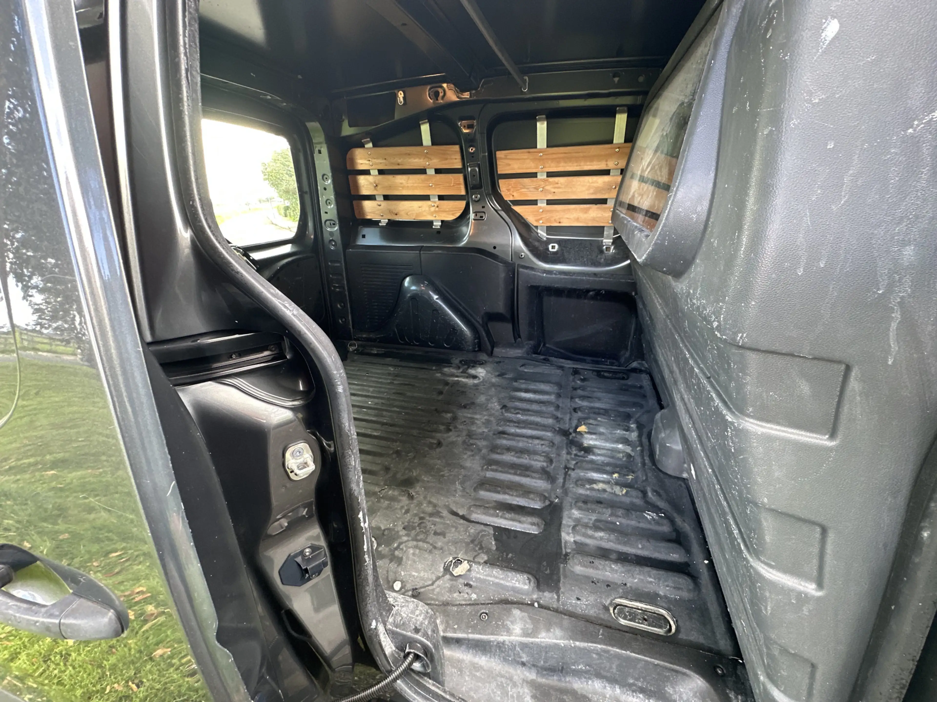 Peugeot Partner 120 1.6 BlueHDi 75 L1 Première 2e eigen * airco * — photo 8