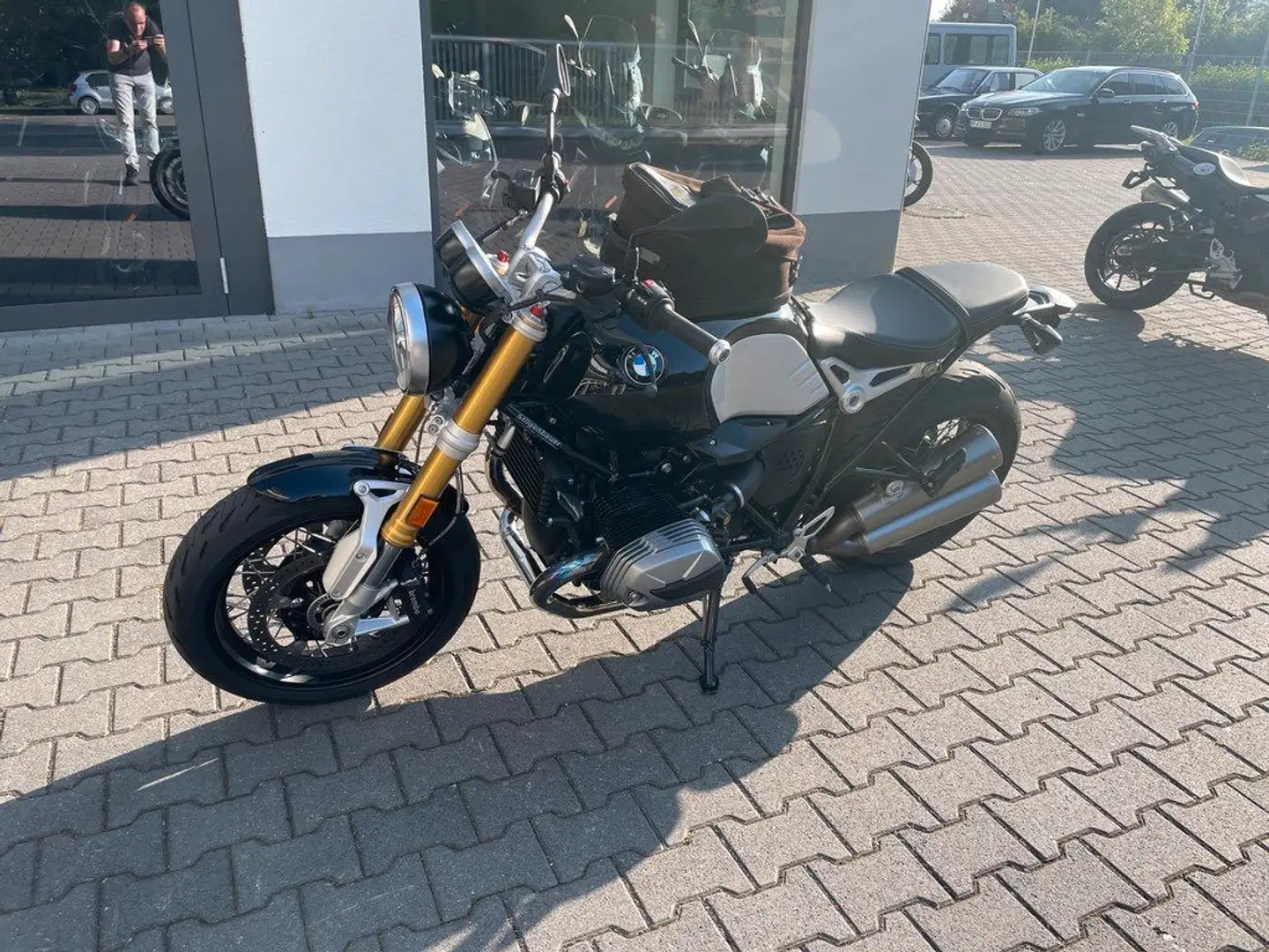 BMW R nineT nine T Komfort Paket MY2023 Schwarz - 2