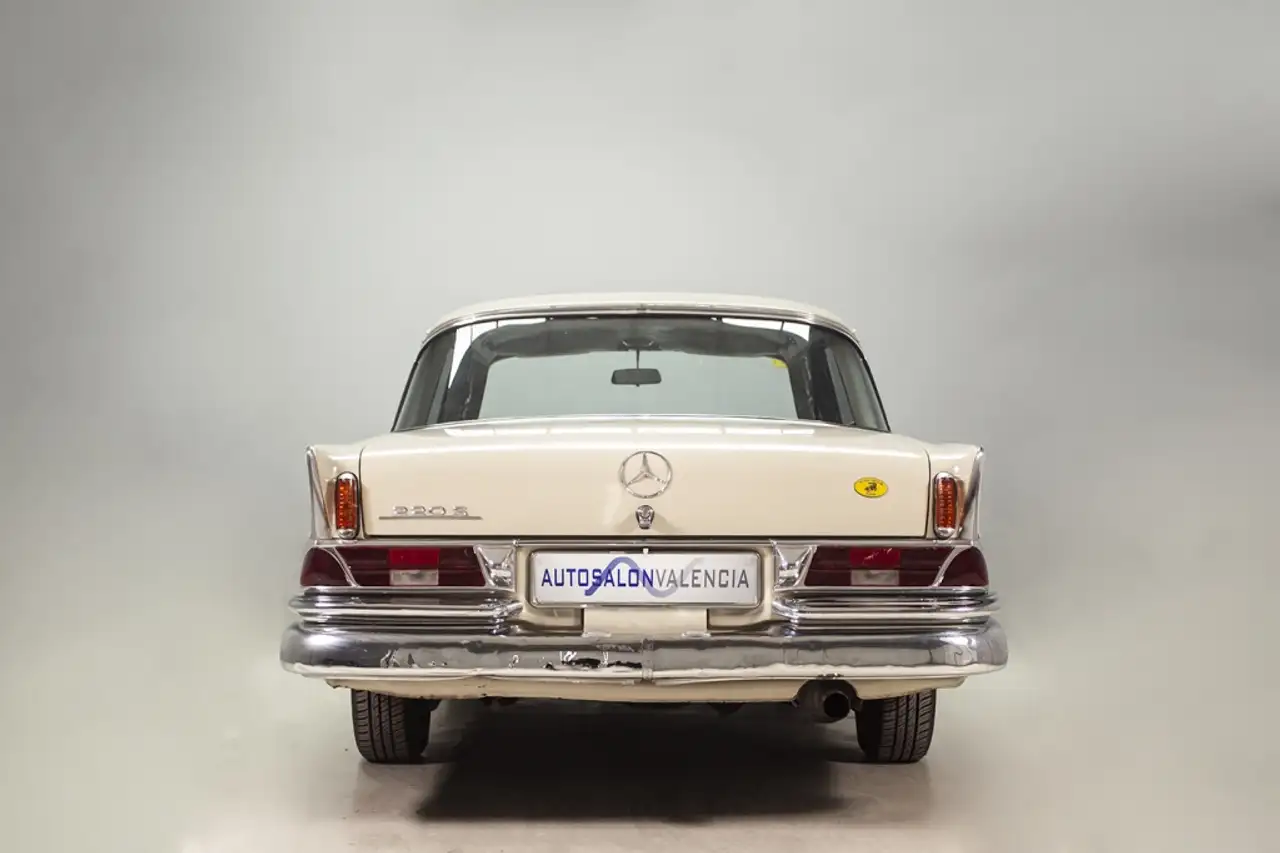 Mercedes-Benz 220 SEb (111), foto 7