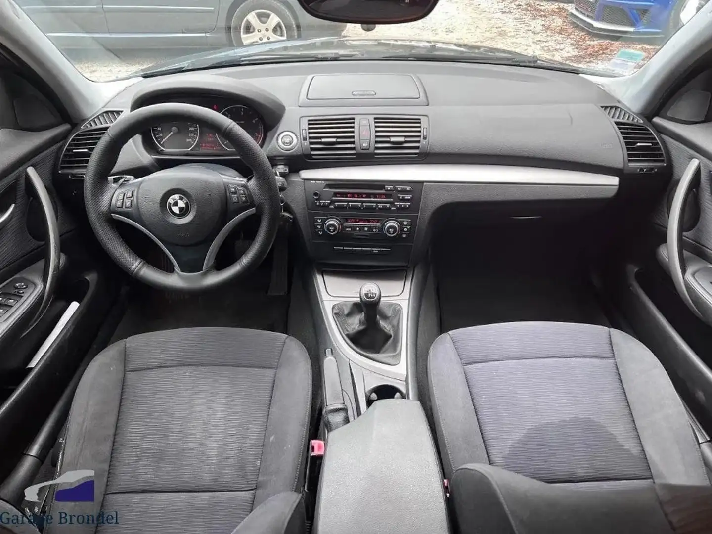 BMW 118 118D (E87) 2.0d 143cv LCi Noir - 2