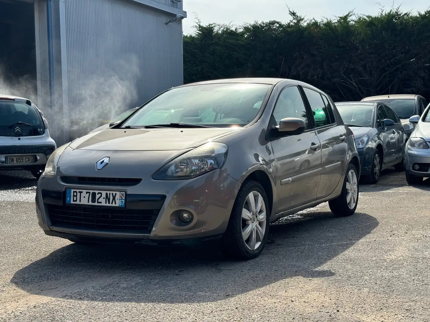Renault Clio Clio III dCi 90 eco2 SL XV De France Beige - 1