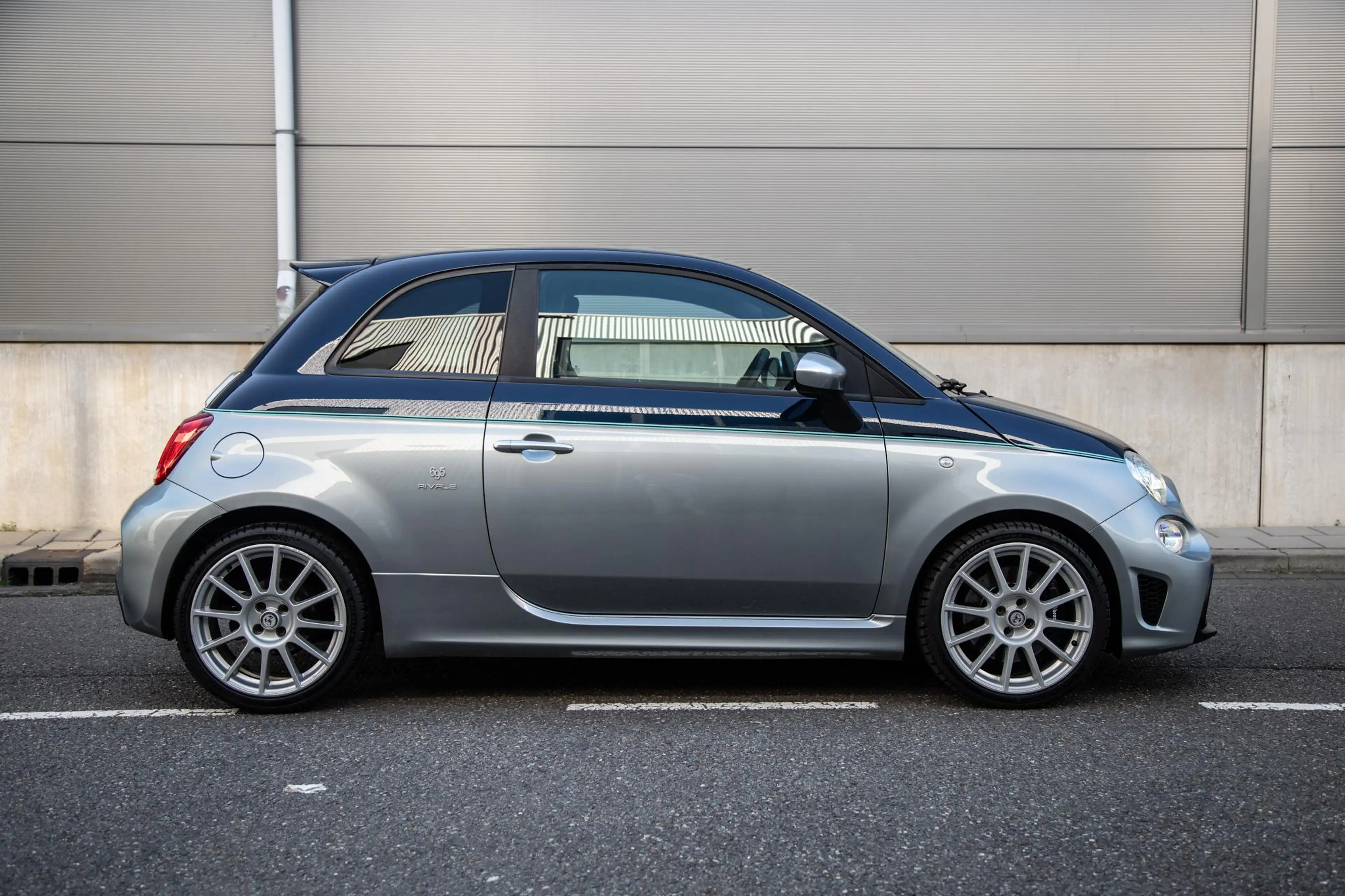 Abarth 695 1.4 T-Jet Rivale | Akrapovic | Beats | Nieuwe Dist — photo 14