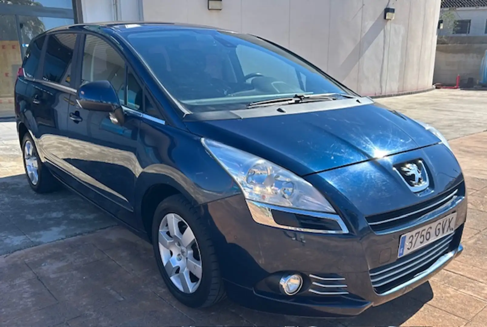 Peugeot 5008 1.6 VTi Confort Blue - 1