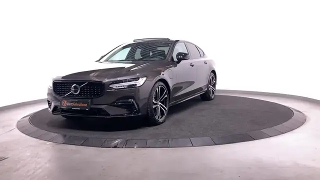 Volvo S90 S90 RECHARGE T8 ULTIMATE DARK + FOUR C + B&W + 20”