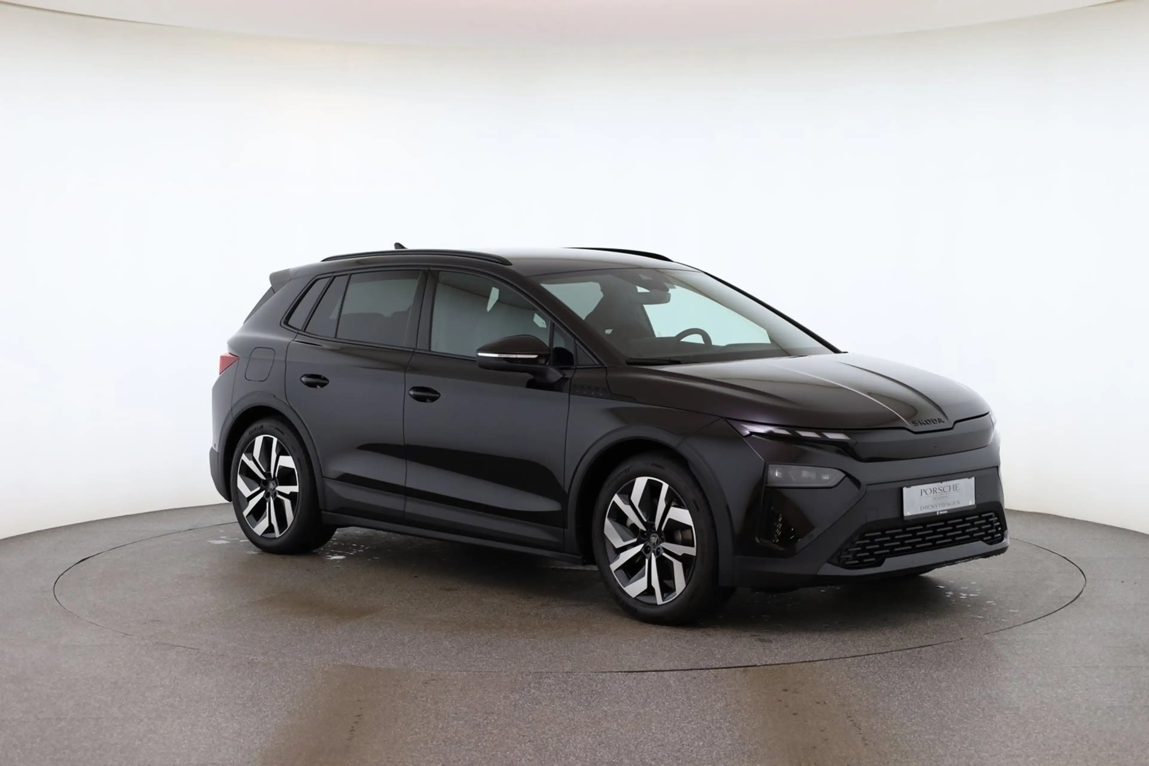 Skoda Elroq Sportline 85x — photo 3