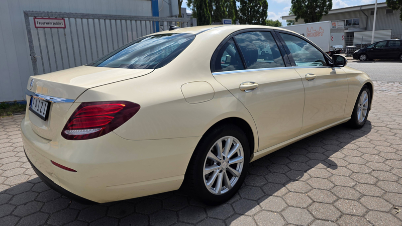 Mercedes-Benz E 200 E 200 d 9G-TRONIC Automatik Navigation Kamera LED Scheinwerfer — photo 9