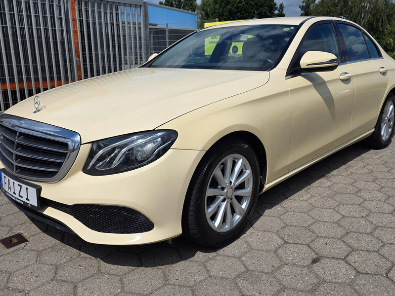 Mercedes-Benz E 200 E 200 d 9G-TRONIC Automatik Navigation Kamera LED Scheinwerfer — photo 3