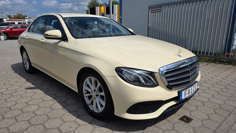 Mercedes-Benz E 200 E 200 d 9G-TRONIC Automatik Navigation Kamera LED Scheinwerfer — photo 2