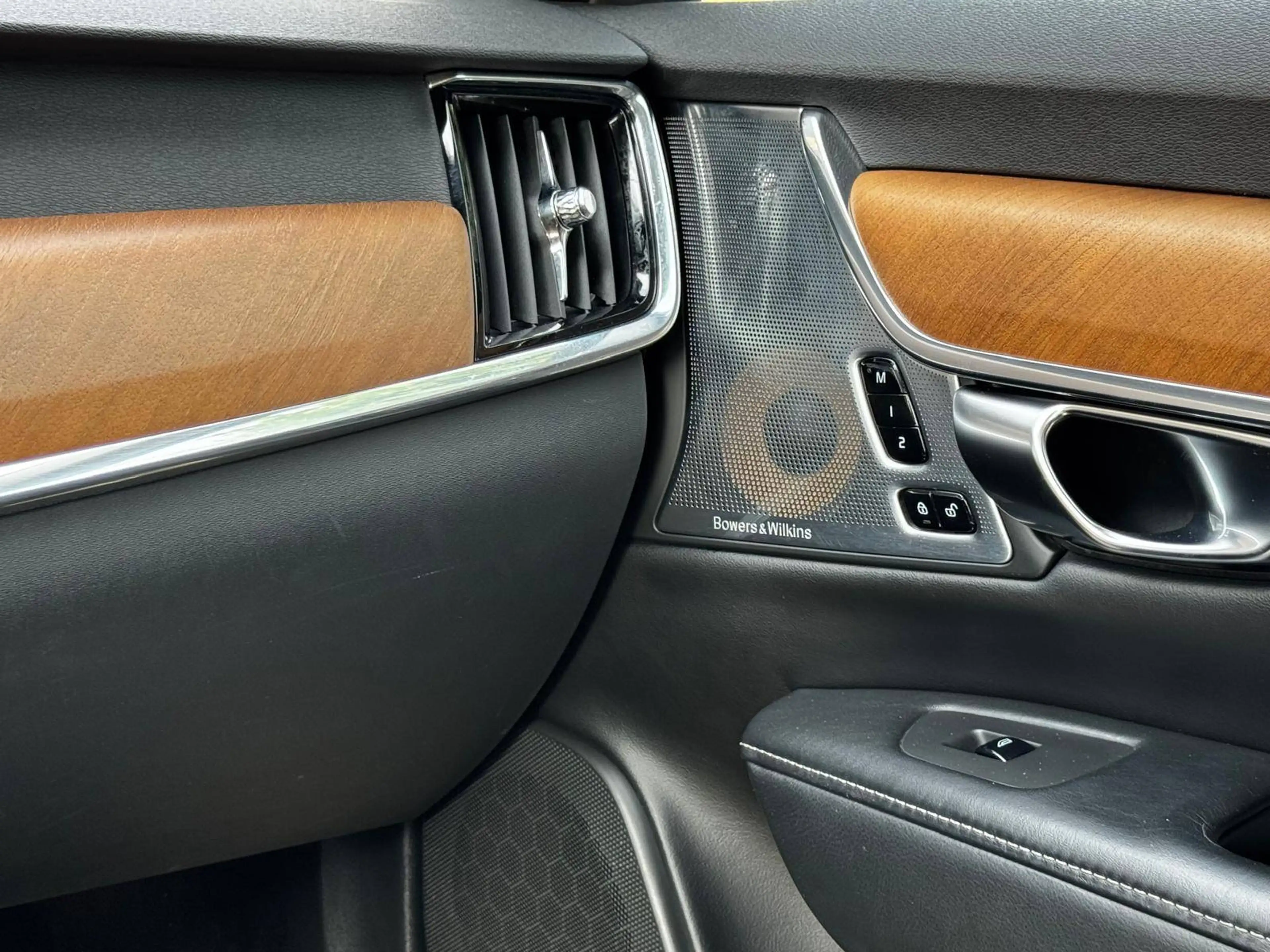 Volvo V90 Inscription AWD — photo 15