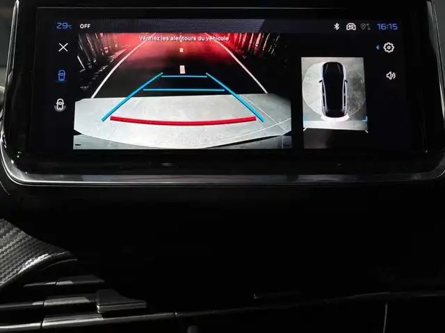 Peugeot 208 view 12
