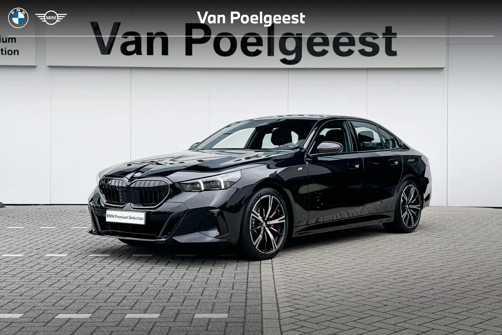 BMW 520 5 Serie Sedan 520i | M Sport | Trekhaak Noir - 1